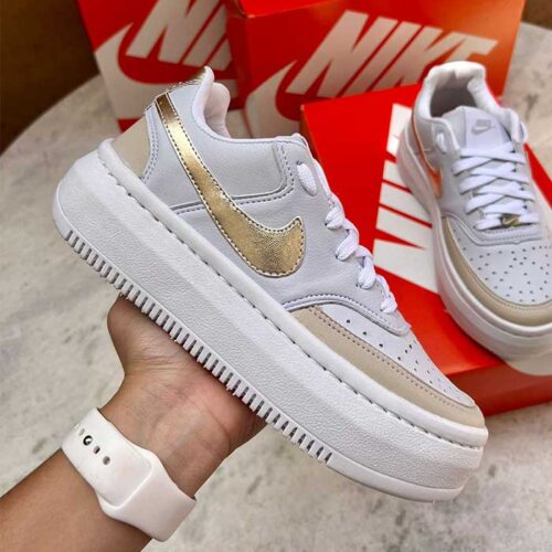 Tênis Nike Air Force 1 Shadow Branco e Dourado Feminino