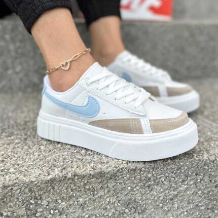 Tênis Nike Malibu Feminino - Branco e Azul Claro